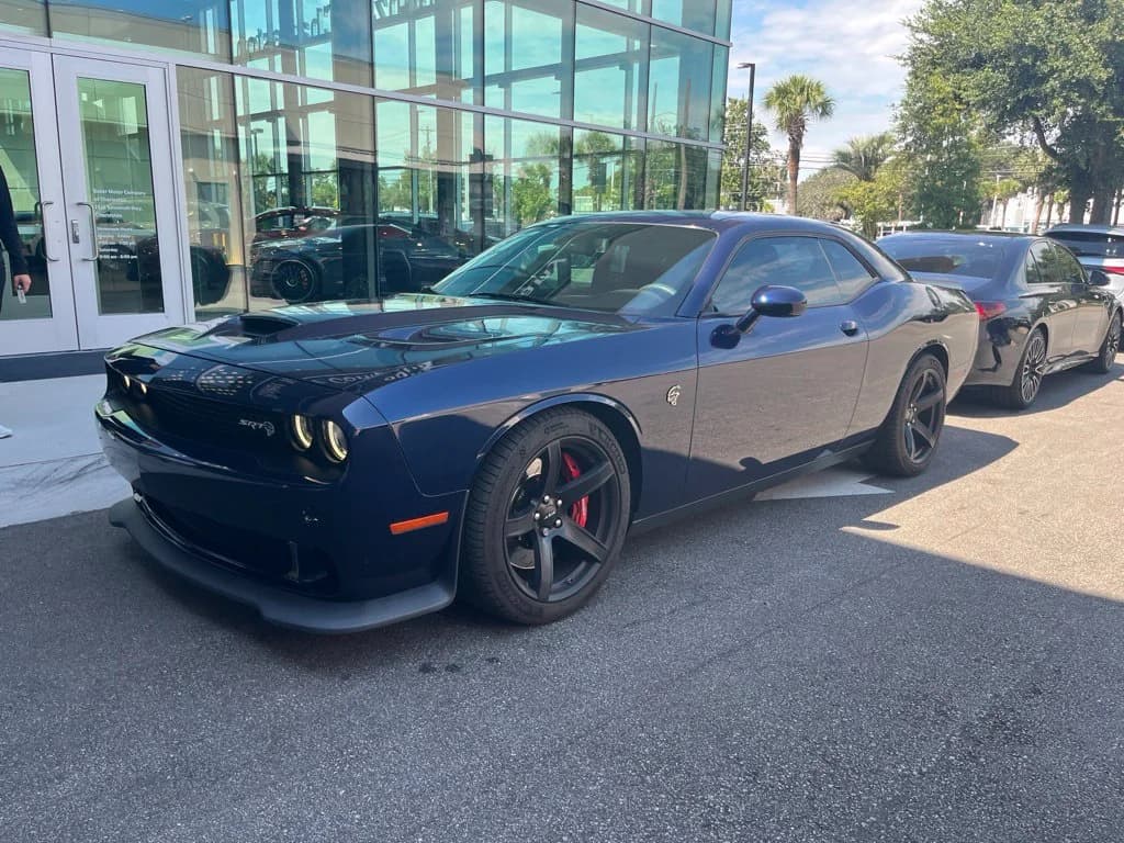 2017 Dodge Challenger SRT Hellcat — photo 1 of 12